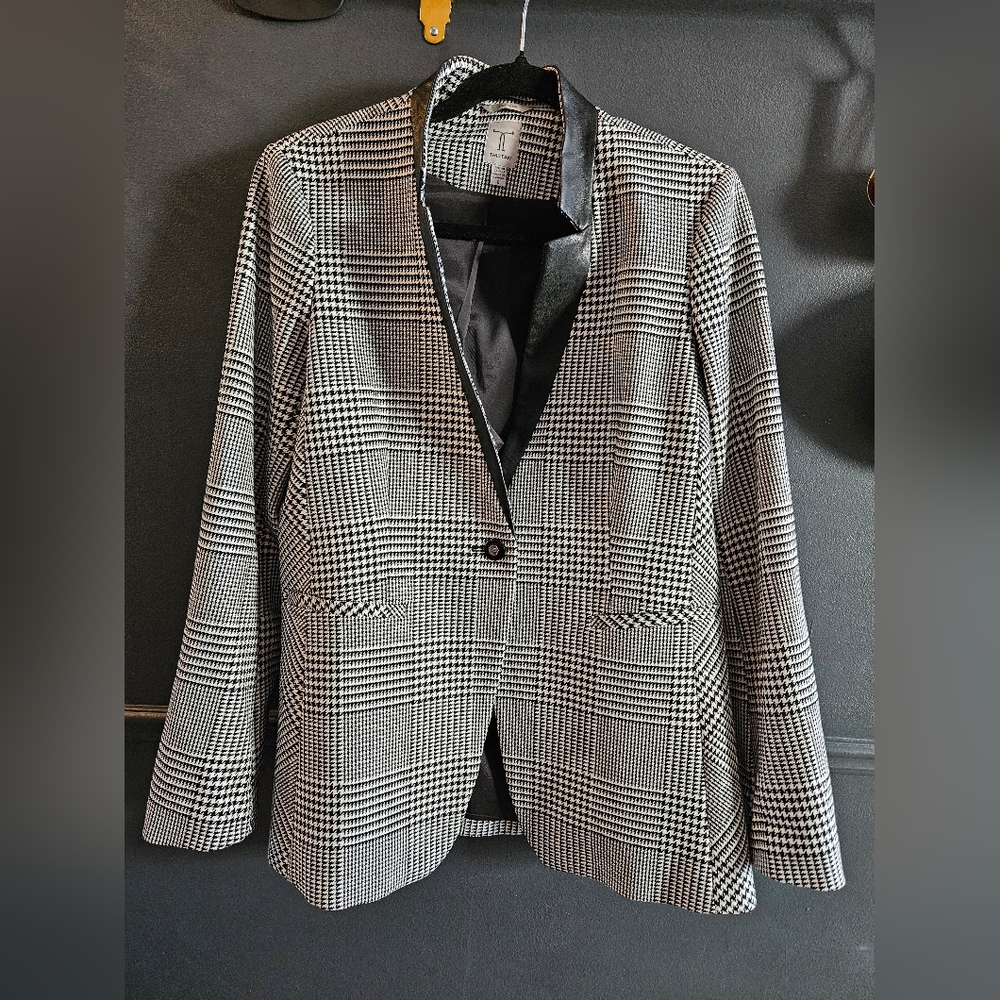 Banana Republic Pantsuit – Tailored & Timeless DM To Buy Separately - Picture 2 of 13